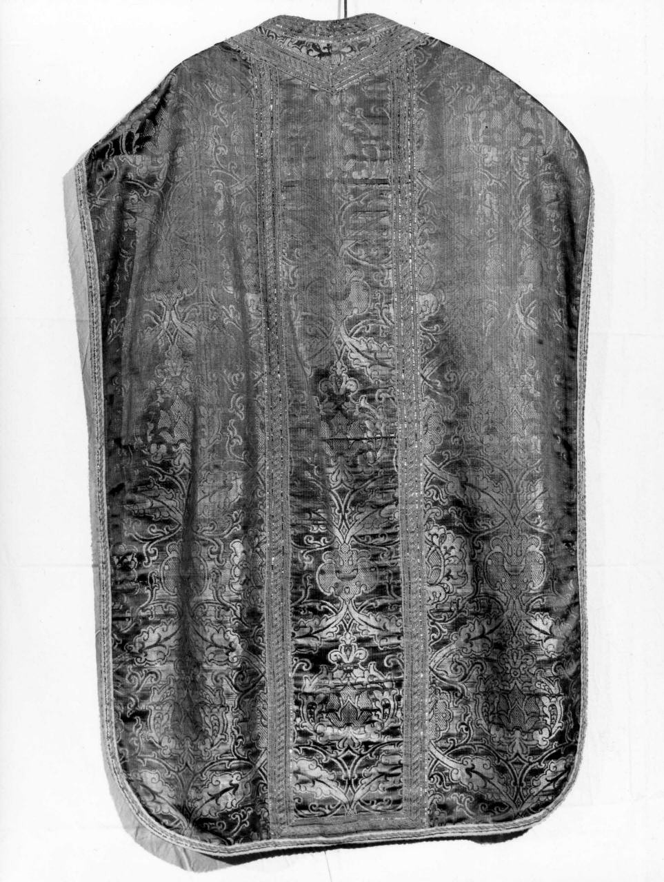 paramento liturgico - manifattura toscana (seconda metà sec. XVI)