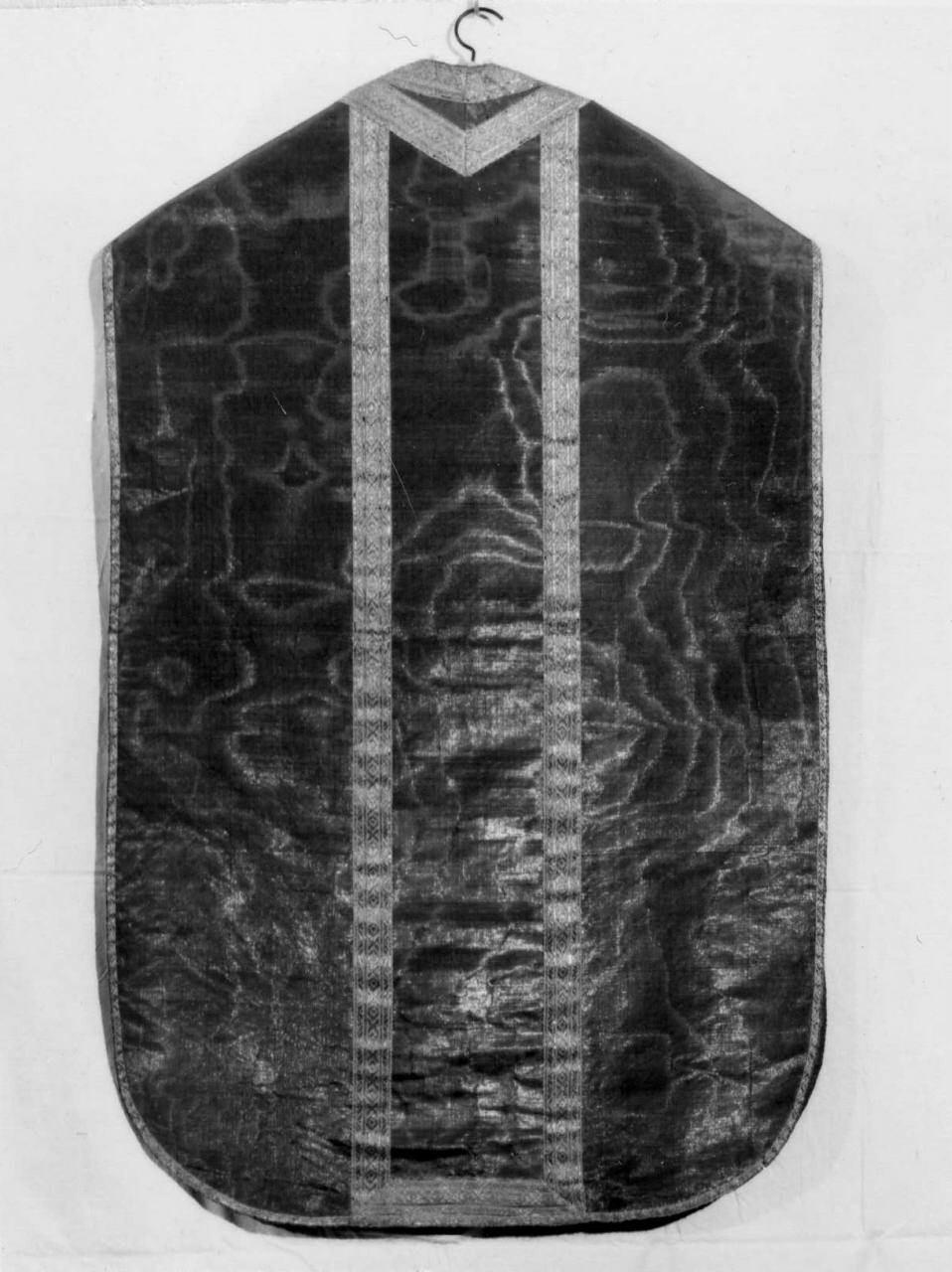 paramento liturgico - manifattura toscana (fine/inizio secc. XVIII/ XIX)