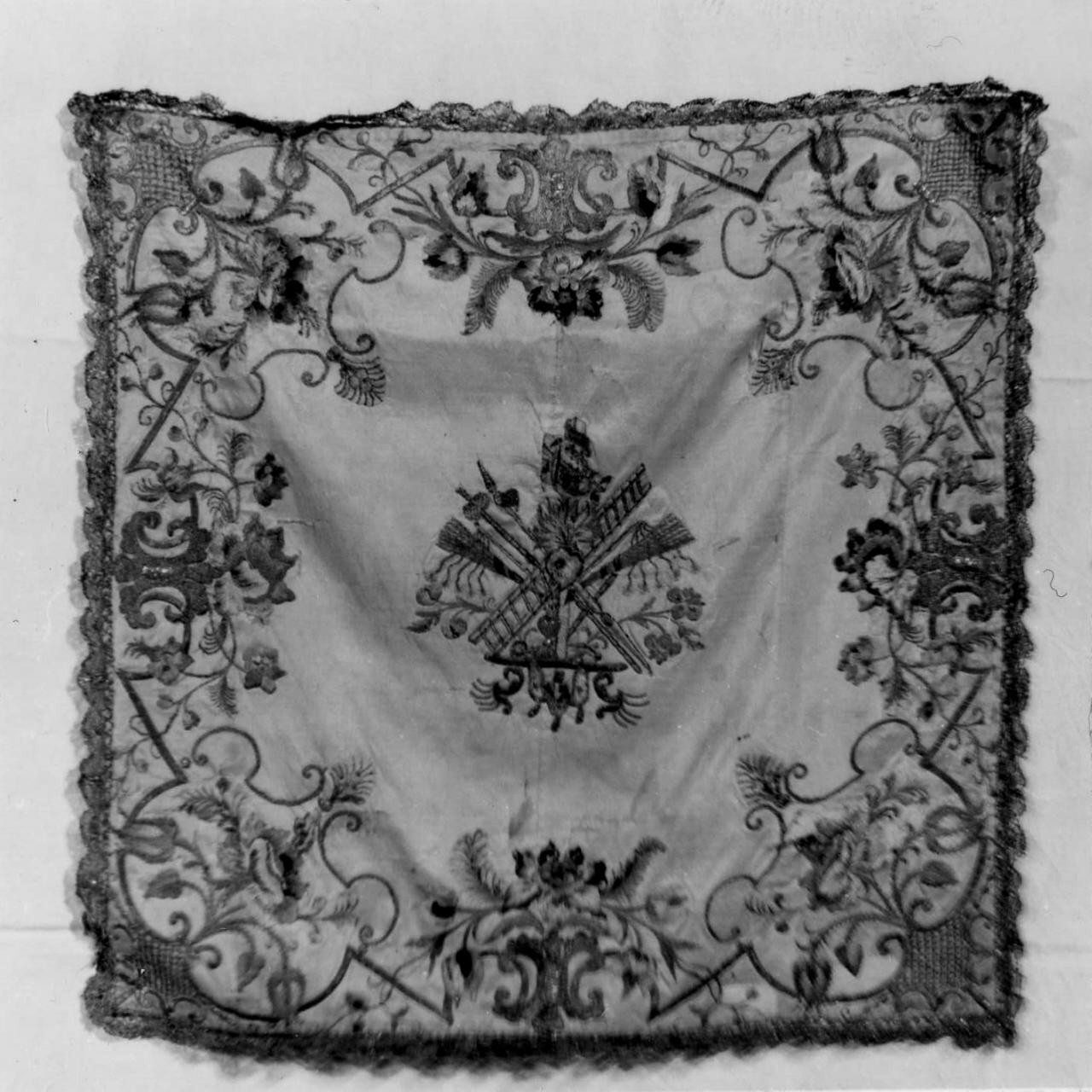 velo di calice, elemento d'insieme - manifattura toscana (secondo quarto sec. XVIII)