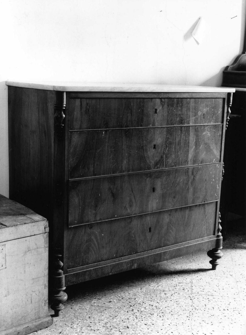 cassettone - bottega toscana (metà sec. XIX)