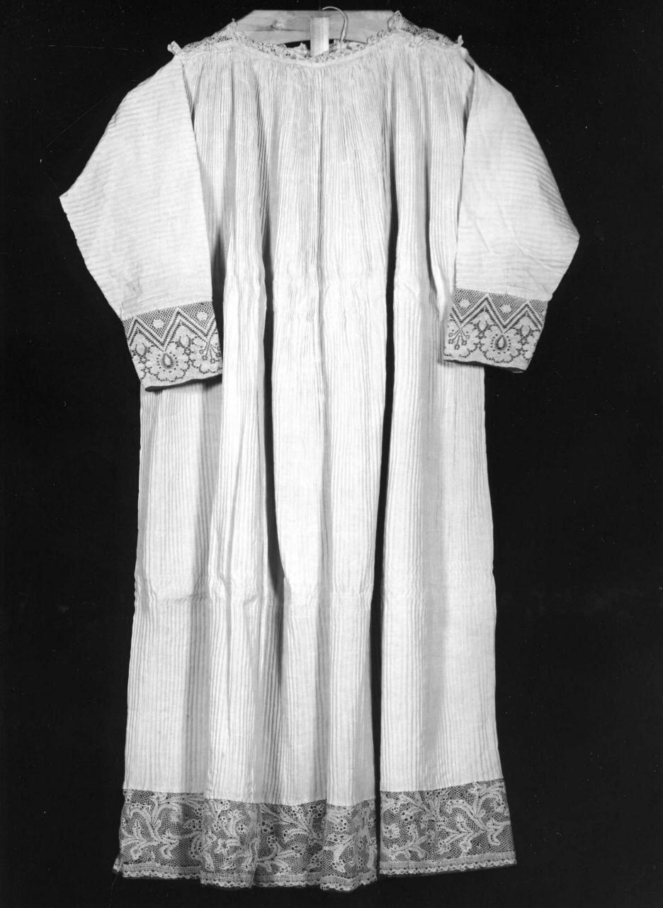 camice ecclesiastico - manifattura italiana (seconda metà sec. XVII)