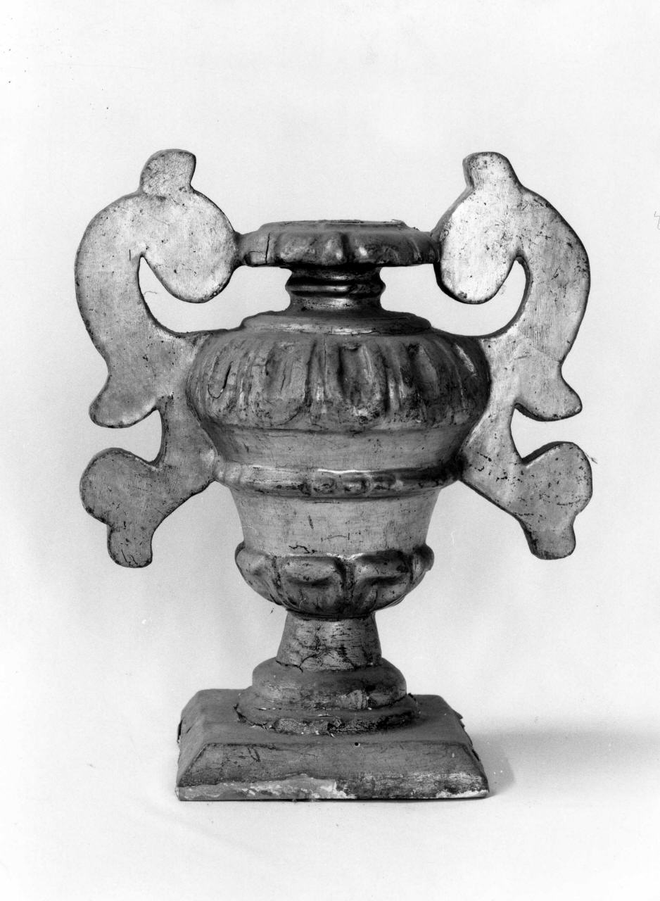 candeliere, serie - bottega toscana (inizio sec. XVIII)