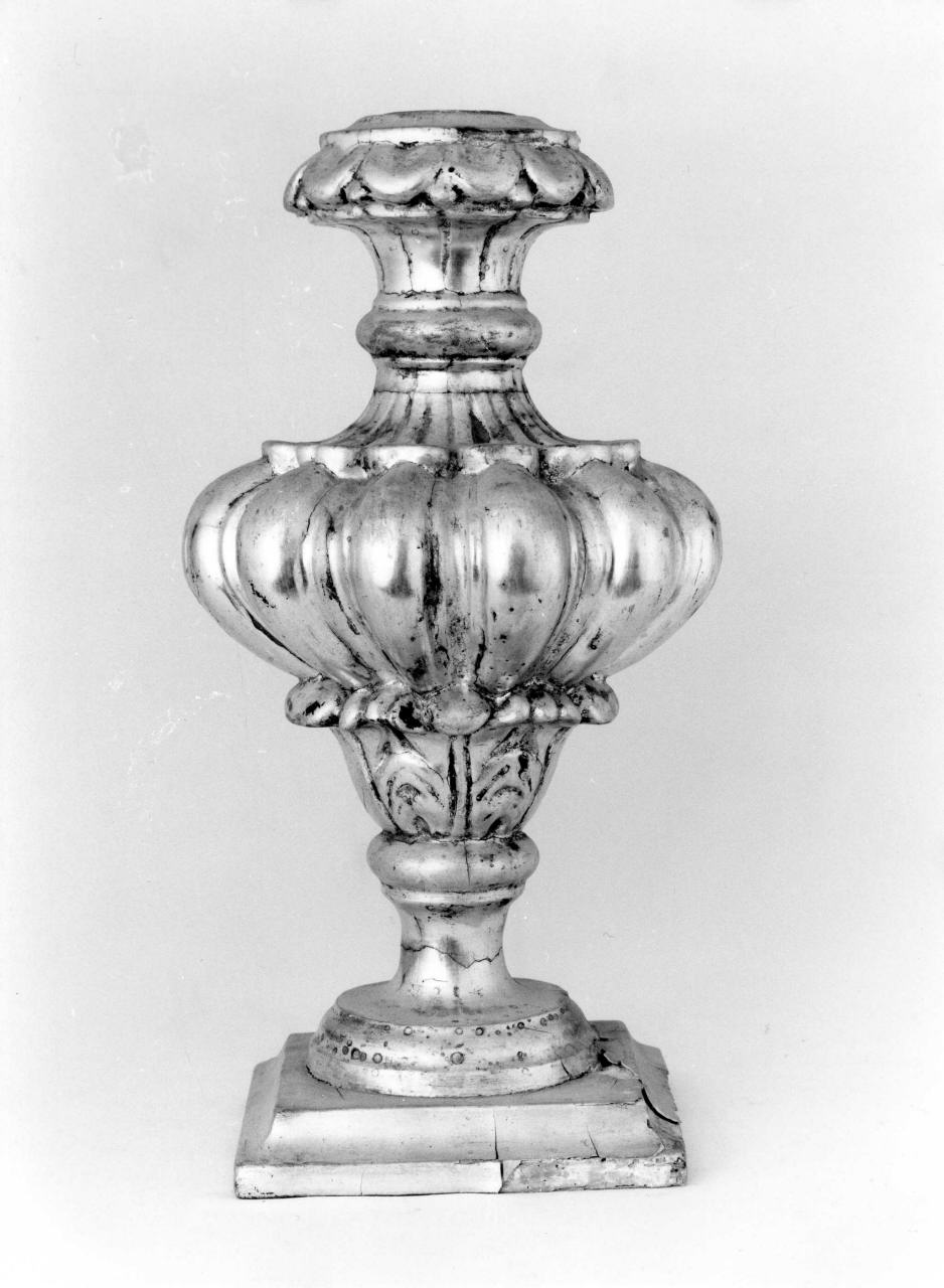 candeliere, serie - bottega toscana (fine sec. XVII)