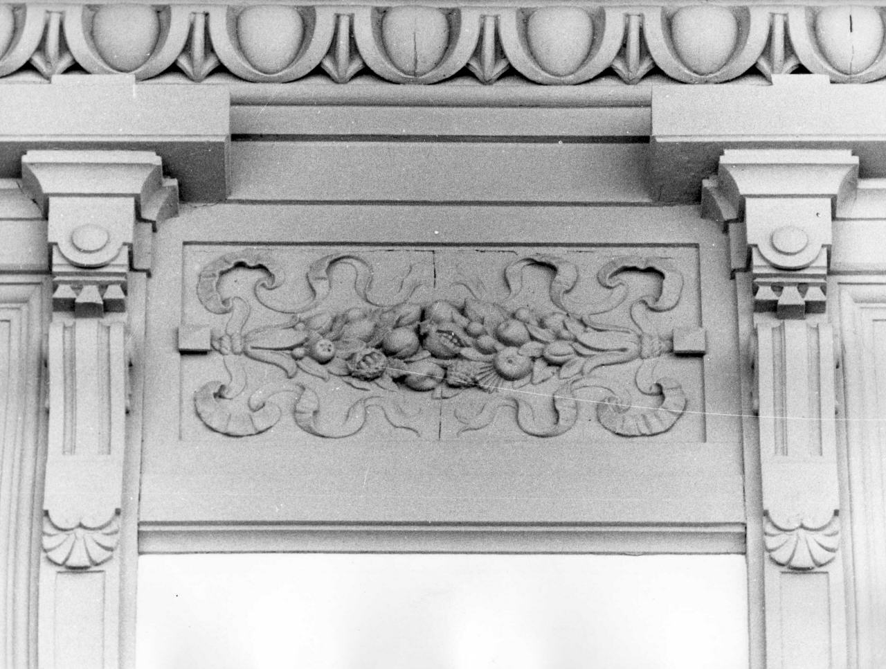 decorazione plastica - manifattura toscana (secc. XIX/ XX)