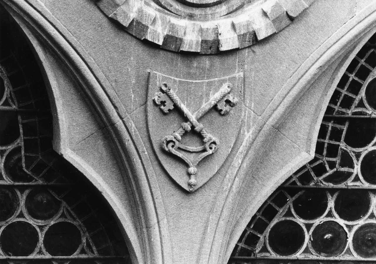 stemma gentilizio della famiglia Tagliaborghi (rilievo) - manifattura toscana (sec. XX)