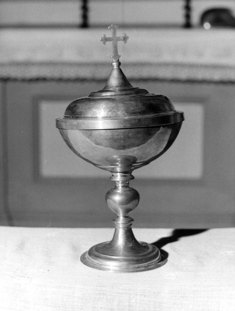 pisside - manifattura pistoiese (sec. XIX)