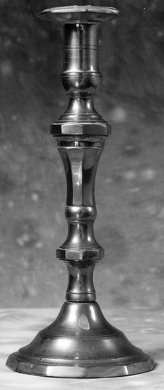 candeliere, serie - produzione toscana (sec. XX)