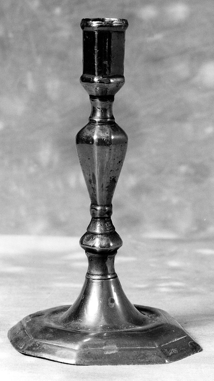 candeliere, serie - produzione toscana (sec. XX)