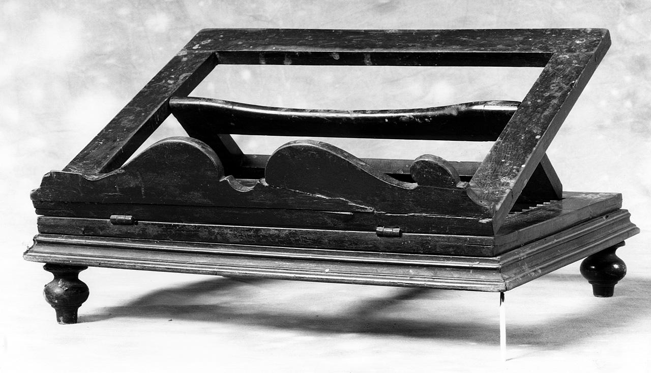 leggio d'altare - produzione toscana (fine/inizio secc. XVIII/ XIX)