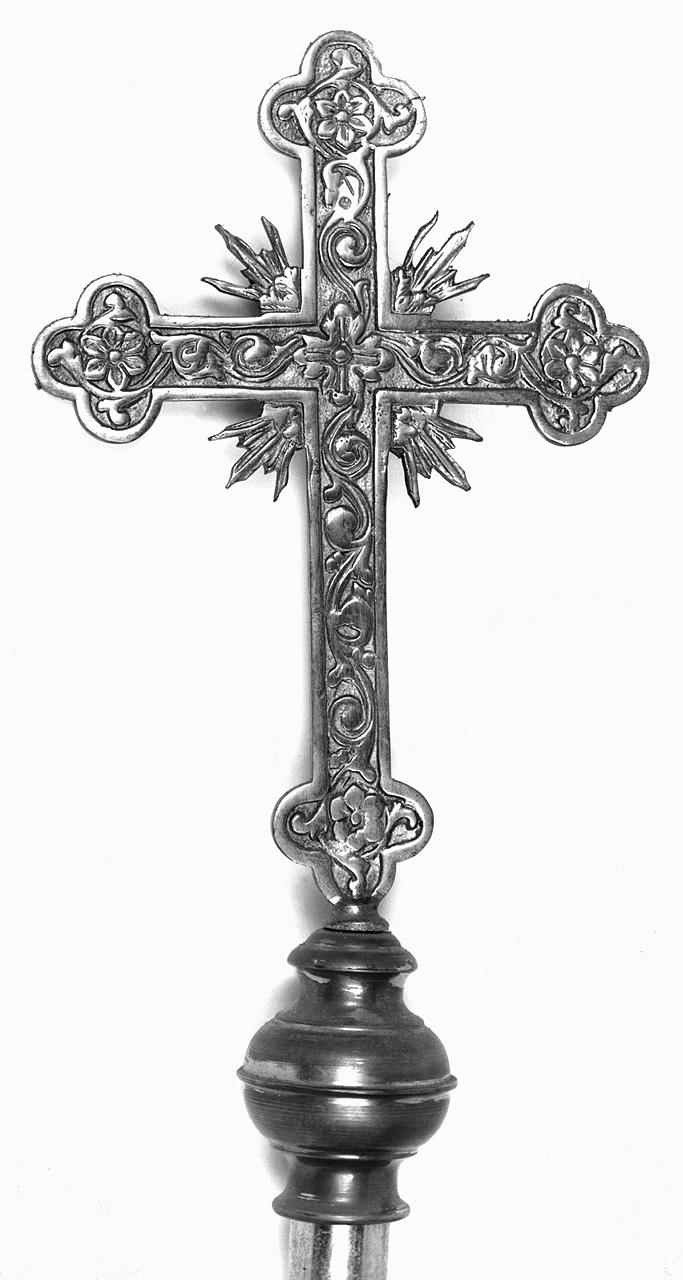 croce processionale - produzione toscana (primo quarto sec. XX)