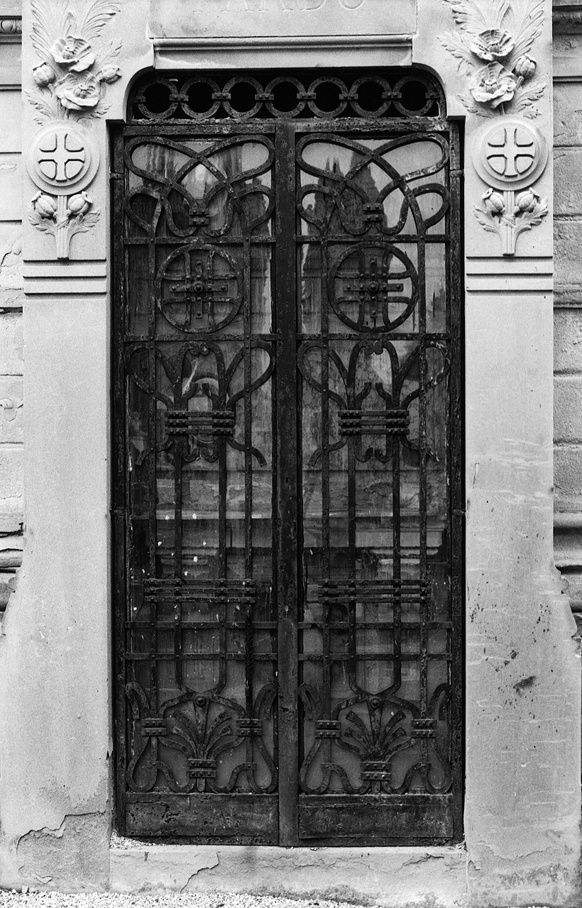 cancello - produzione toscana (sec. XX)