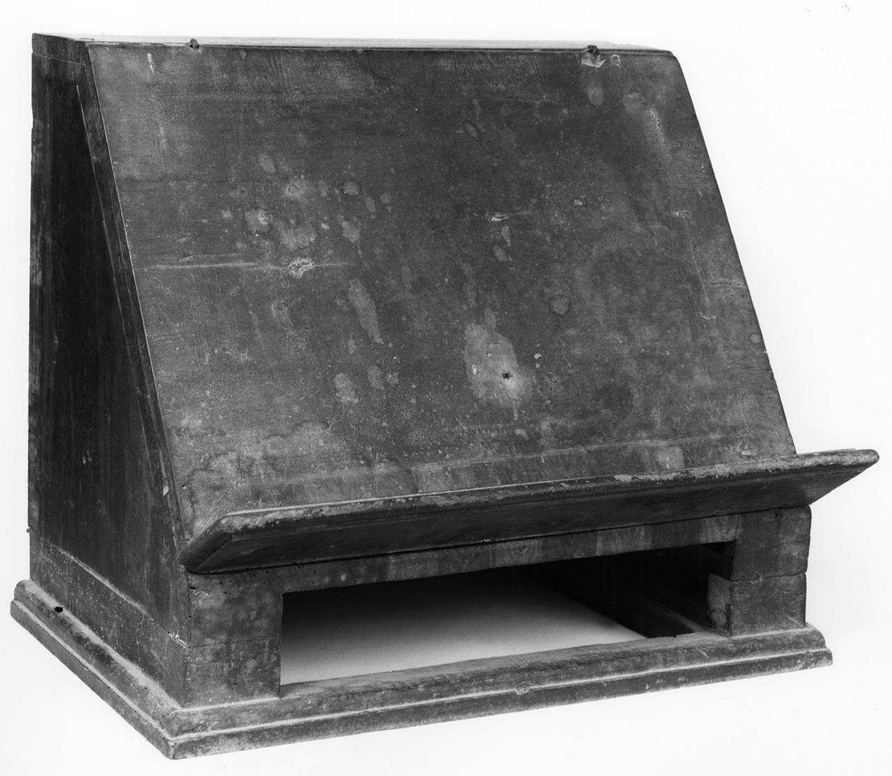 leggio da tavolo - produzione toscana (sec. XIX)