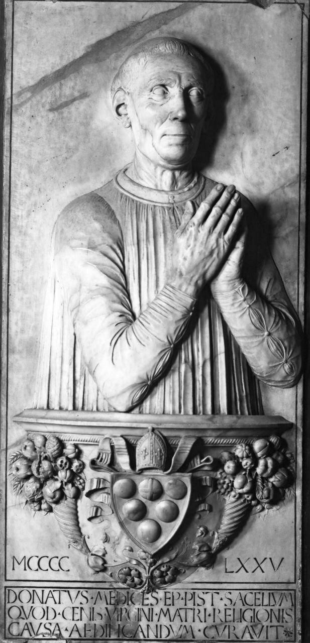 busto ritratto del vescovo Donato dei Medici (rilievo) di Rossellino Antonio (attribuito) (sec. XV)