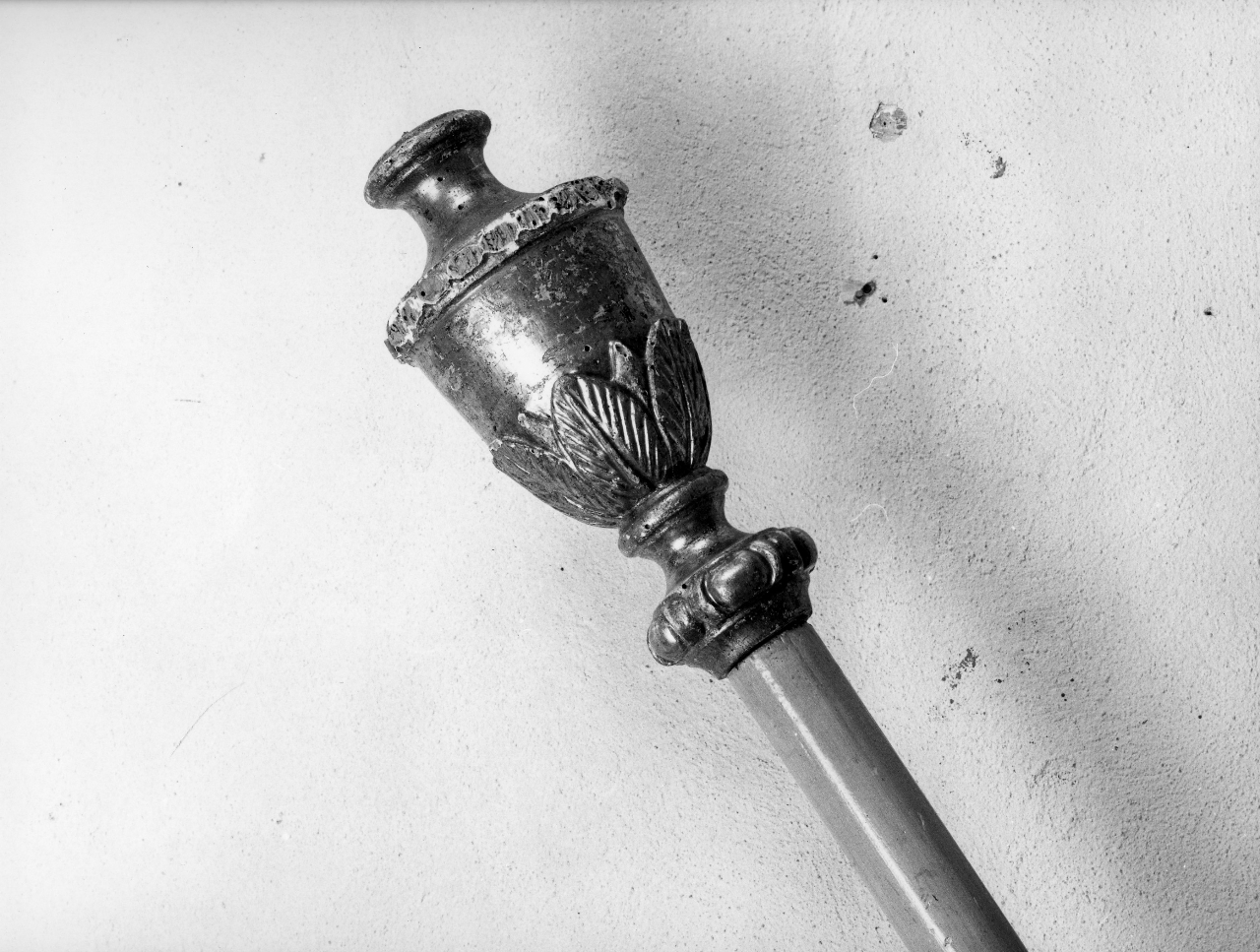 motivi decorativi vegetali (mazza processionale, serie) - bottega toscana (metà sec. XIX)