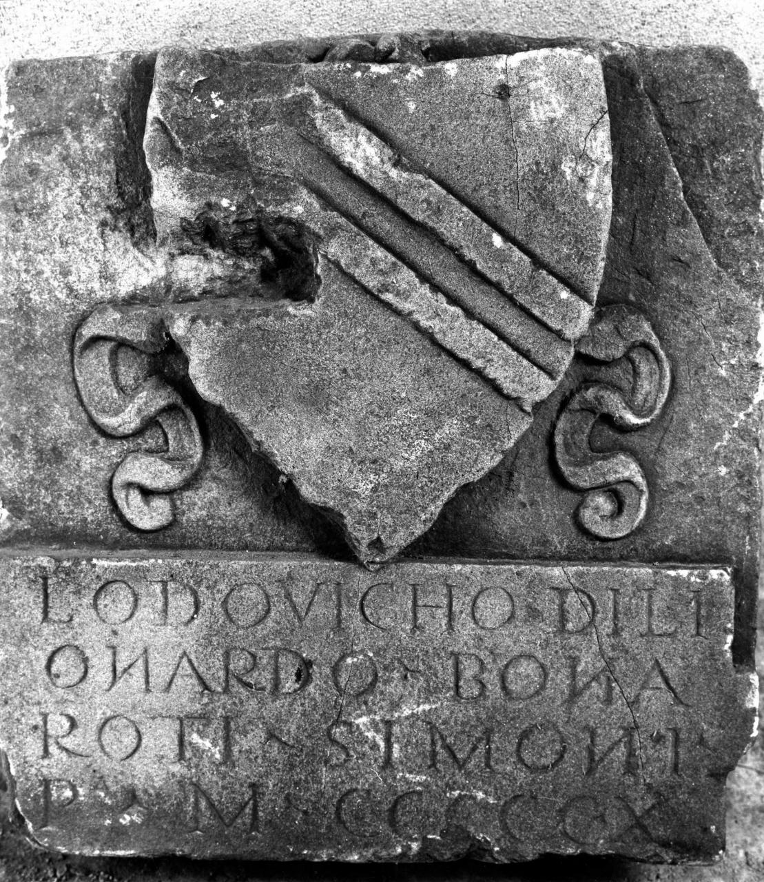 stemma gentilizio della famiglia Buonarroti (rilievo) - bottega toscana (sec. XVI)