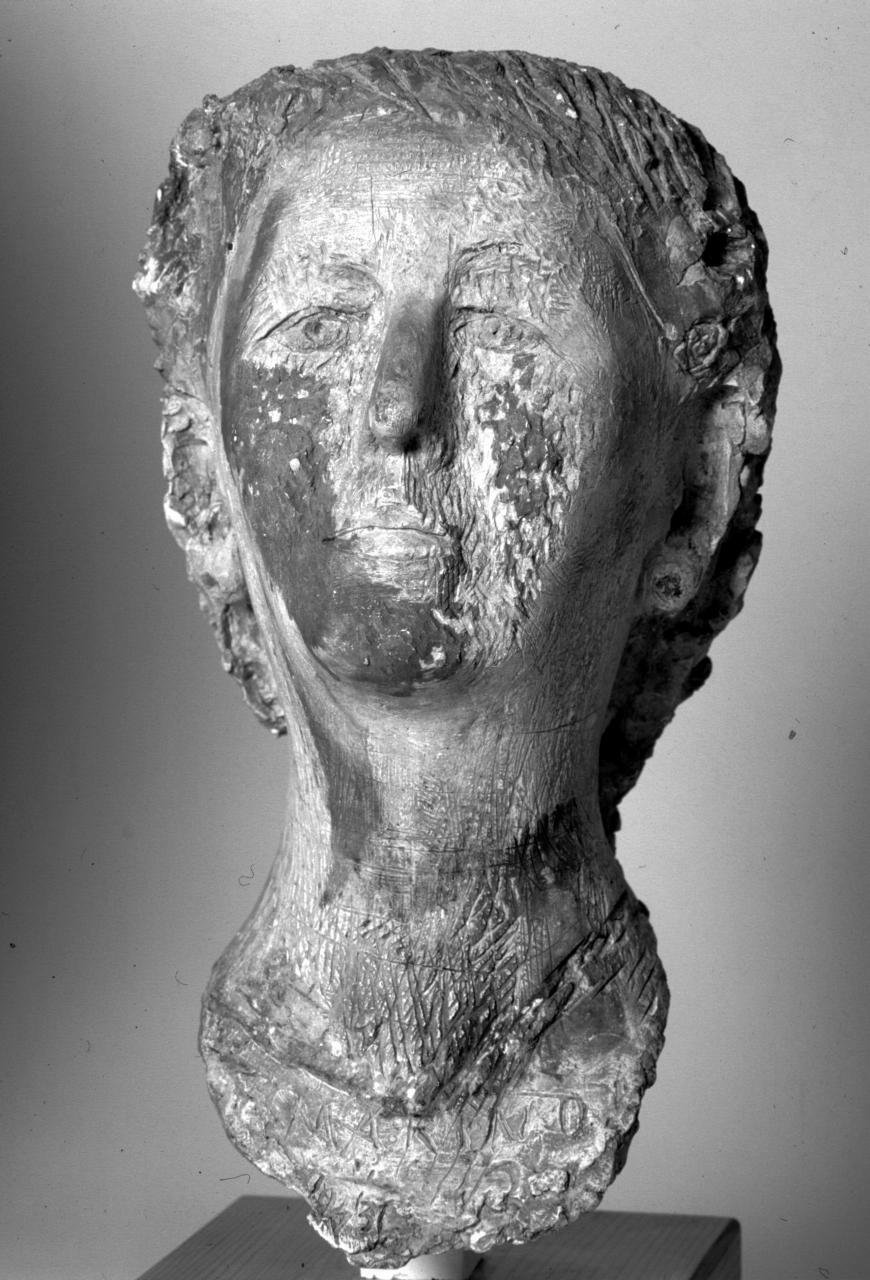 ritratto di Maria Pedrazzini (busto) di Marini Marino (sec. XX)