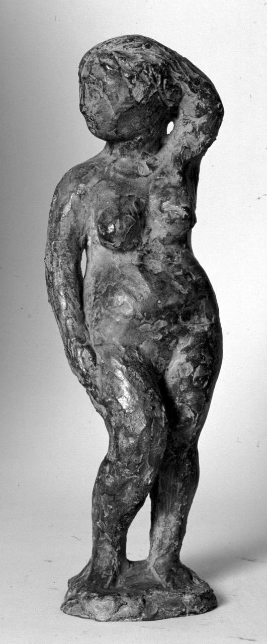 Piccola Pomona, figura femminile nuda (statuetta) di Marini Marino (sec. XX)