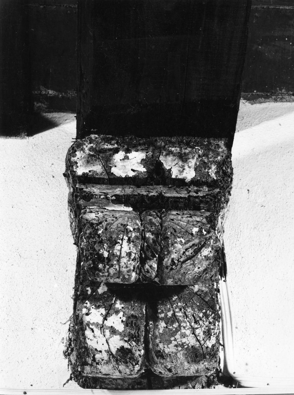 mensola architettonica - bottega toscana (sec. XVI)