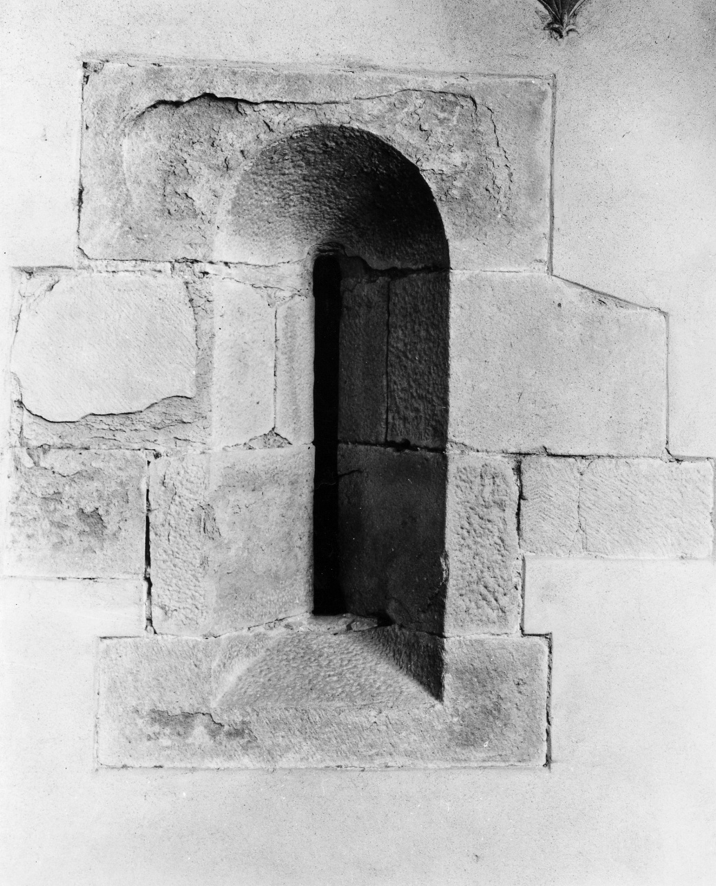 monofora - bottega toscana (secc. XI/ XII)