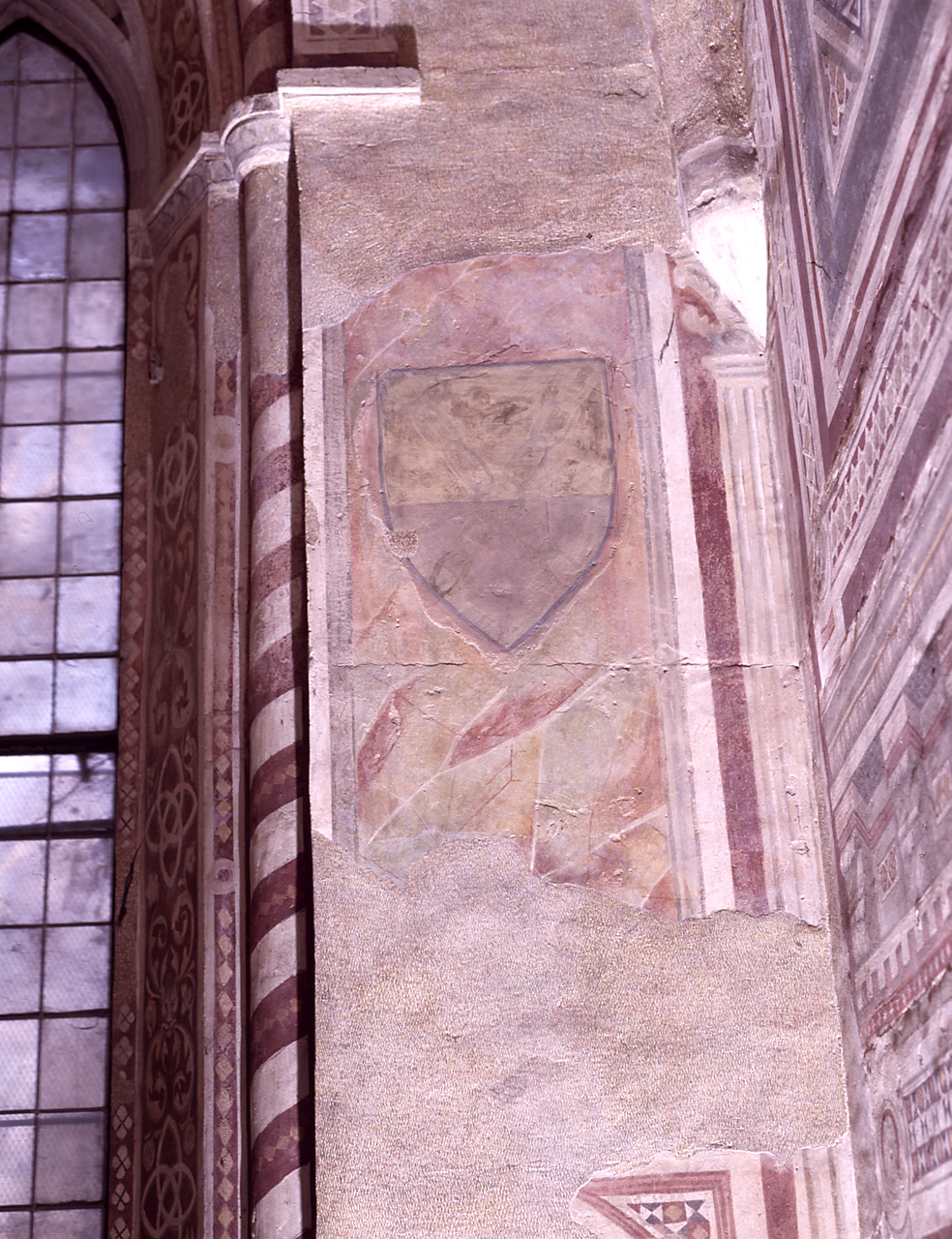 stemma gentilizio della famiglia Zati (dipinto) di Maestro della Cappella Velluti (sec. XIV, sec. XVIII)