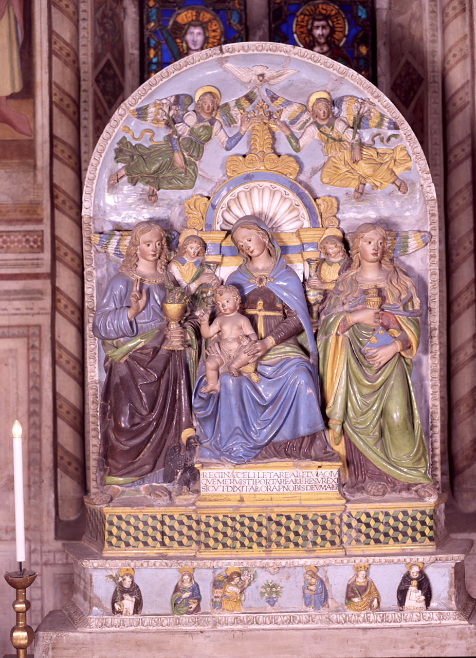 Madonna con Bambino e Santi, annunciazione e Santi (rilievo) di Della Robbia Giovanni (sec. XVI)