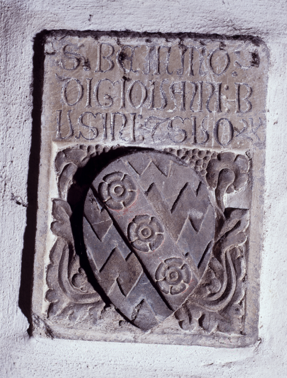 stemma gentilizio della famiglia Busini (lapide tombale) - bottega fiorentina (fine/inizio secc. XIV/ XV)