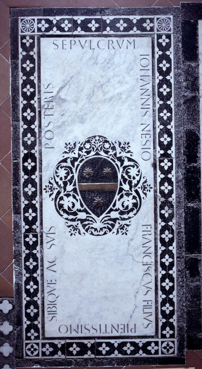 stemma gentilizio della famiglia Nesi (lastra tombale) - bottega fiorentina (sec. XV)