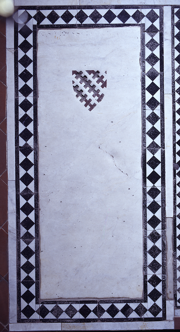 stemma gentilizio della famiglia Salviati (lastra tombale) - bottega fiorentina (secc. XIV/ XV)