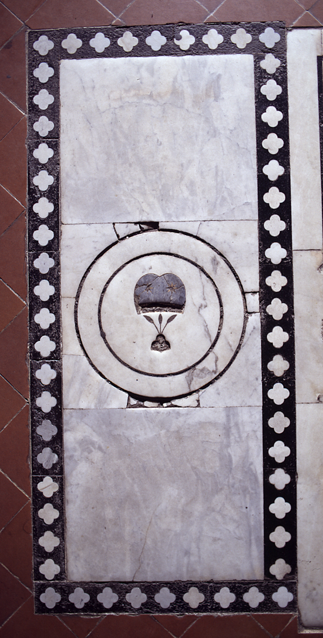 stemma gentilizio della famiglia Lisi (lastra tombale) - bottega fiorentina (sec. XVII)