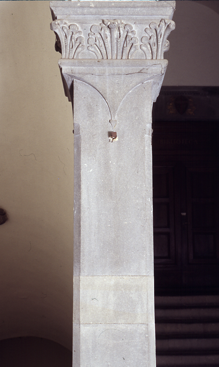 pilastro di Michelozzi Michelozzo (sec. XV)