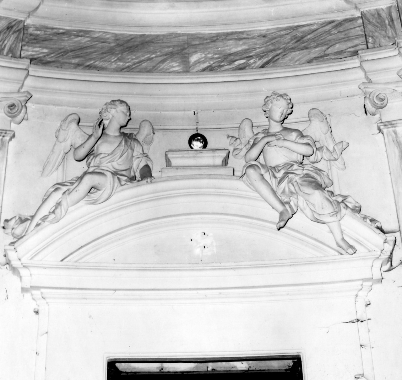 angeli (gruppo scultoreo, serie) di Passardi Giovanni (attribuito) (fine sec. XVII)