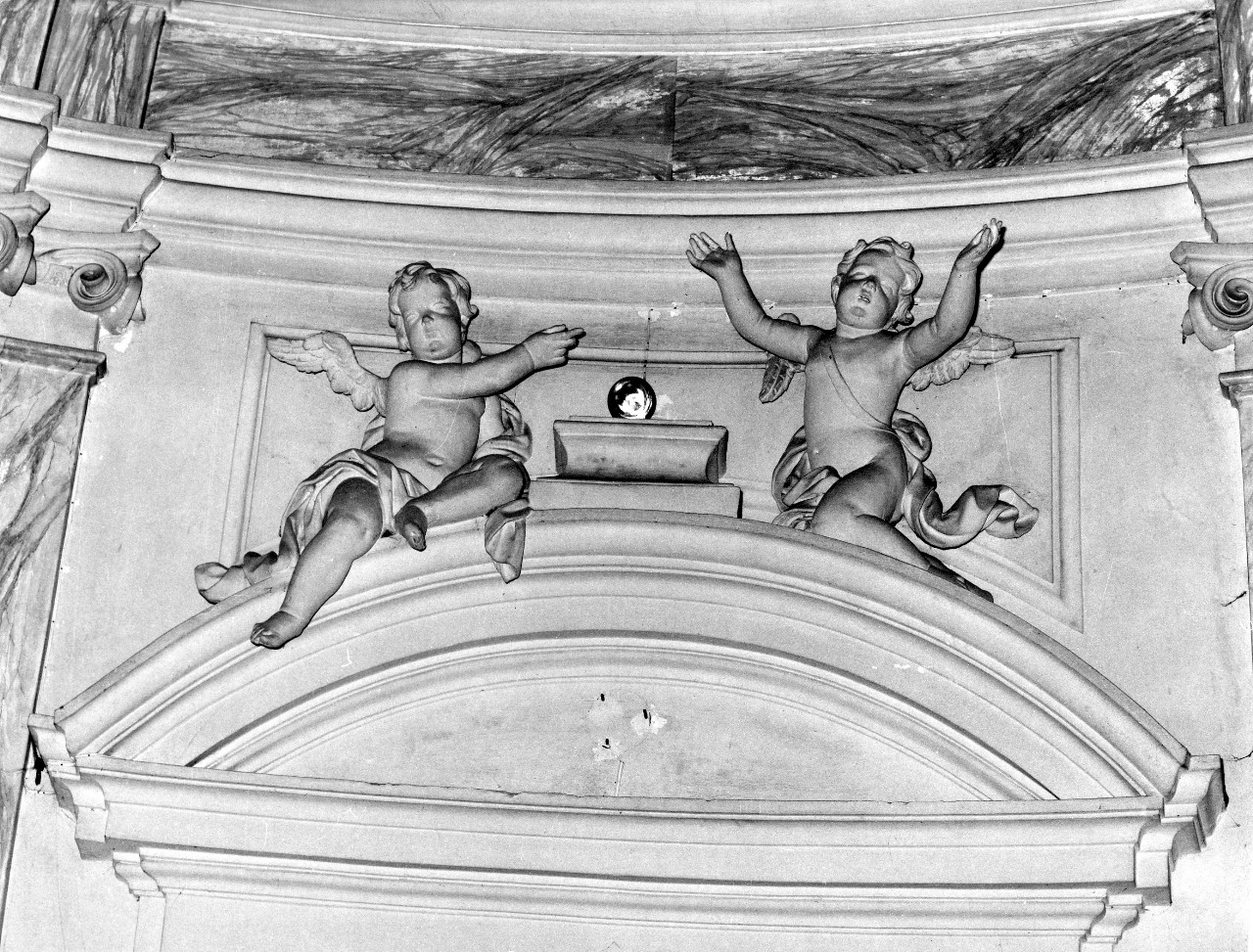 angeli (gruppo scultoreo, serie) di Passardi Giovanni (attribuito) (fine sec. XVII)