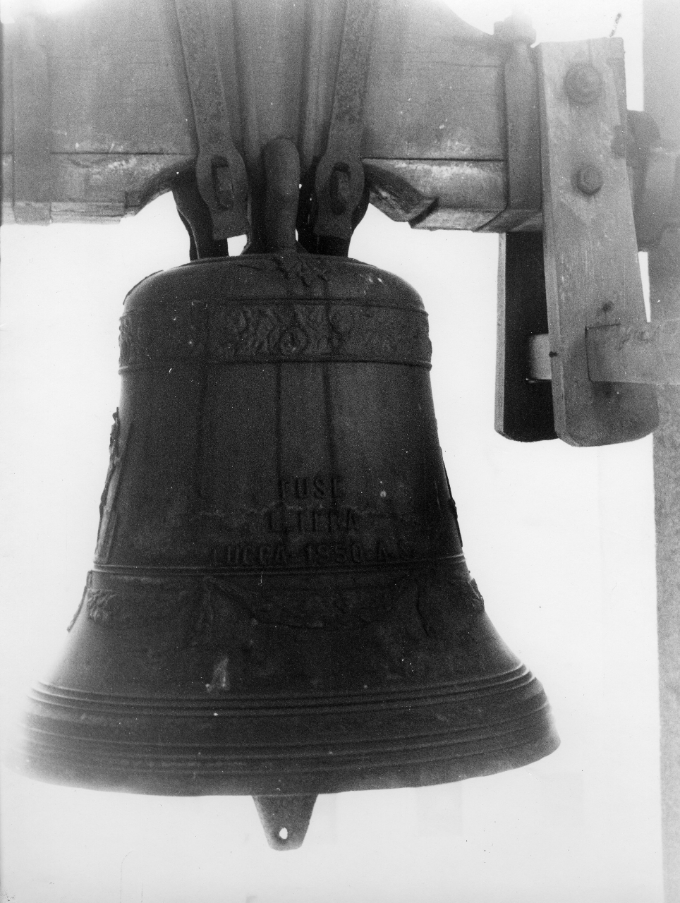 campana di Lera Lorenzo (sec. XX)