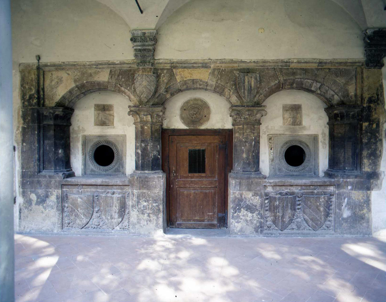 decorazione plastico-architettonica - bottega fiorentina (seconda metà sec. XIV)