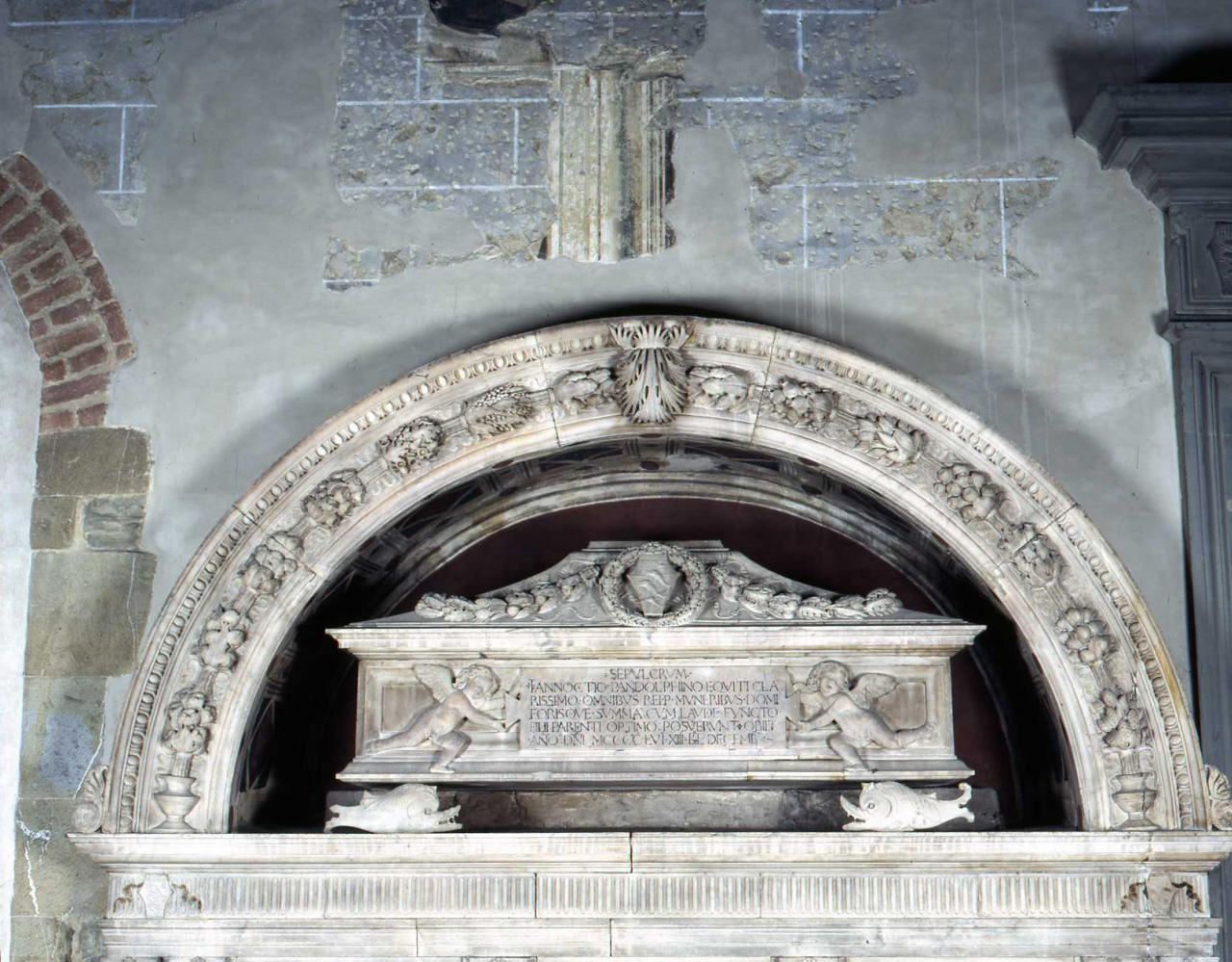 motivi decorativi vegetali (monumento funebre) di Rossellino Bernardo (bottega) (sec. XV)