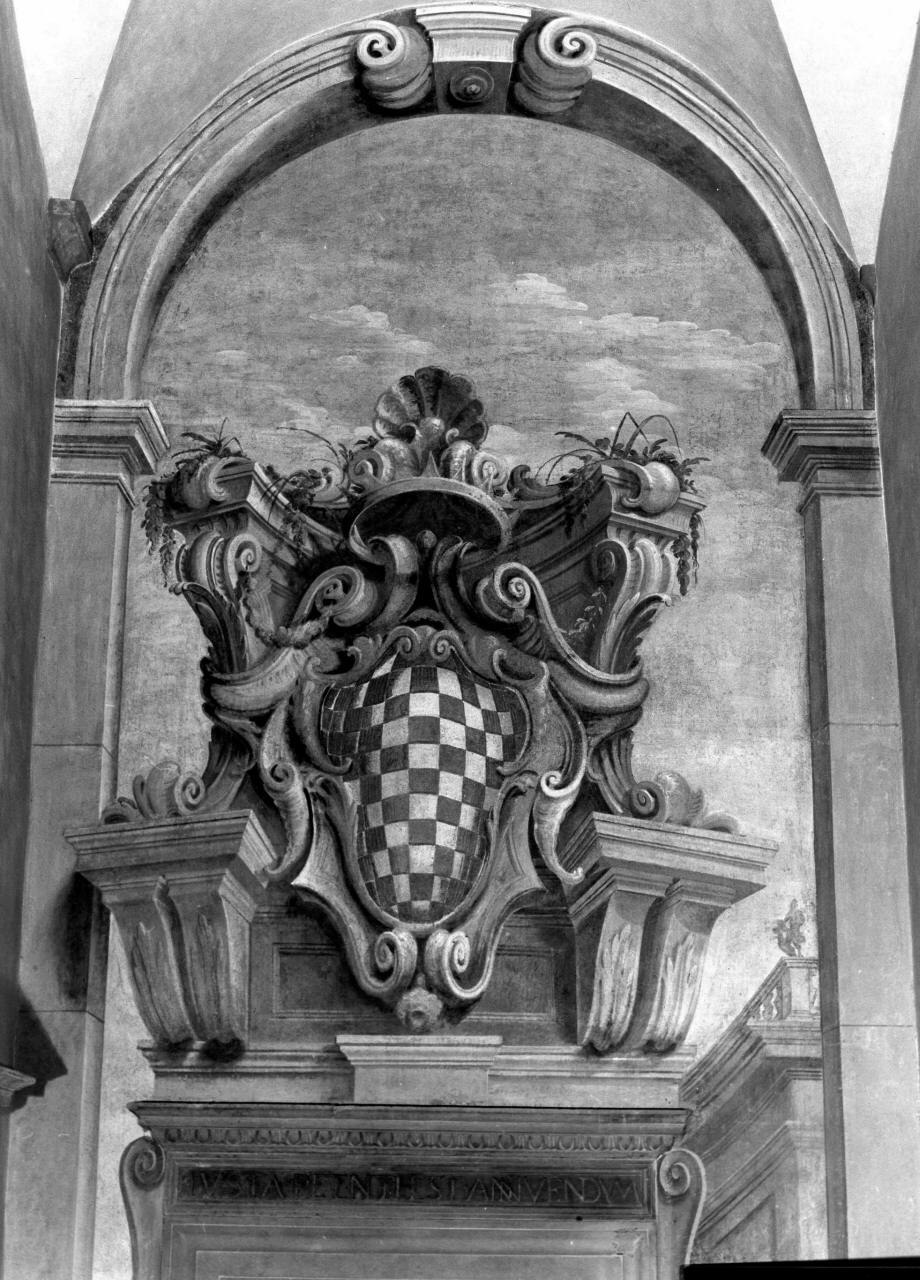 stemma comunale di Pistoia (dipinto) di Chiavistelli Jacopo (maniera) (sec. XVIII)