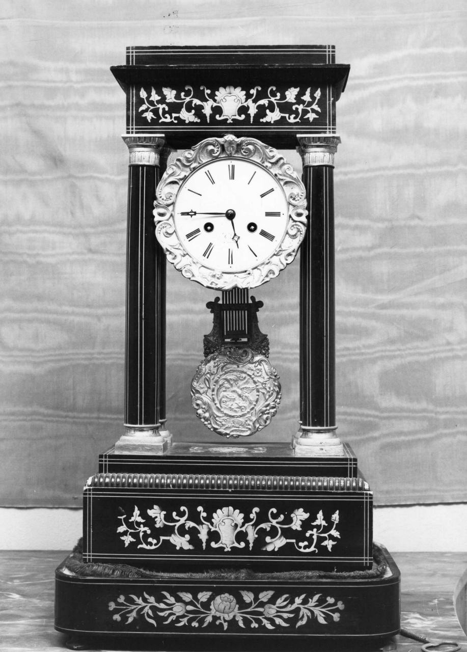 orologio - da mensola - bottega parigina (sec. XIX)