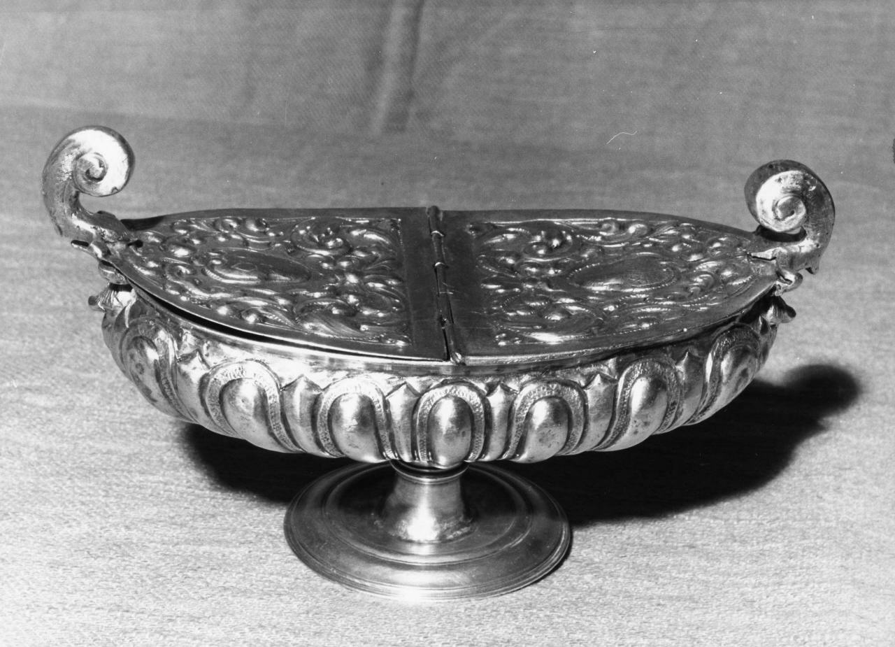 navicella portaincenso - bottega toscana (sec. XVII)