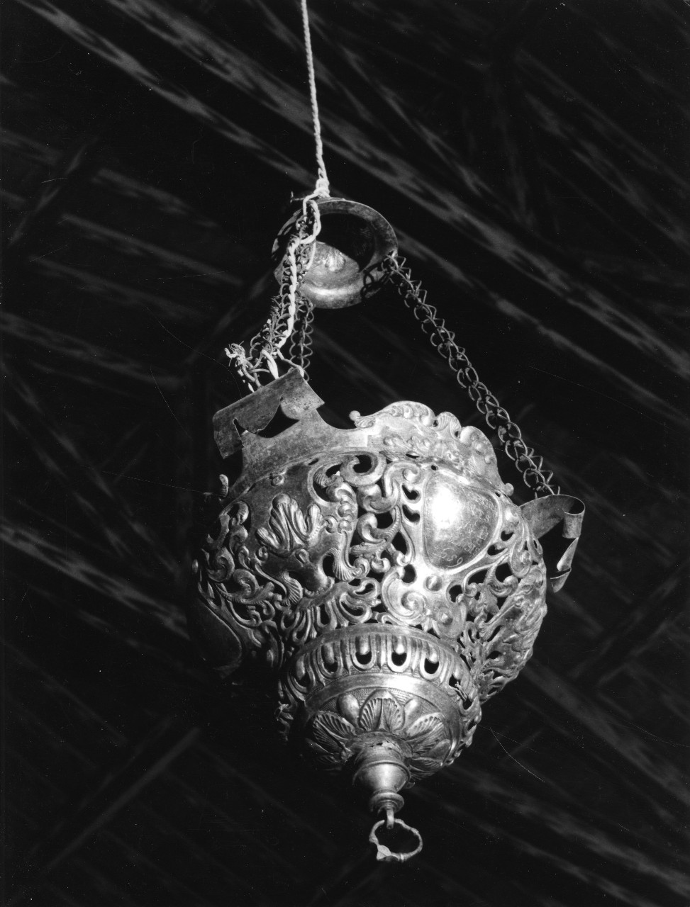 lampada da chiesa - bottega toscana (sec. XVII)