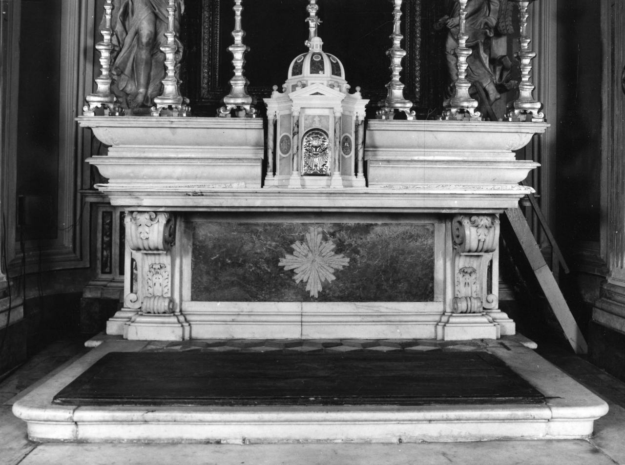 altare maggiore di Vaccà Andrea (sec. XVIII)