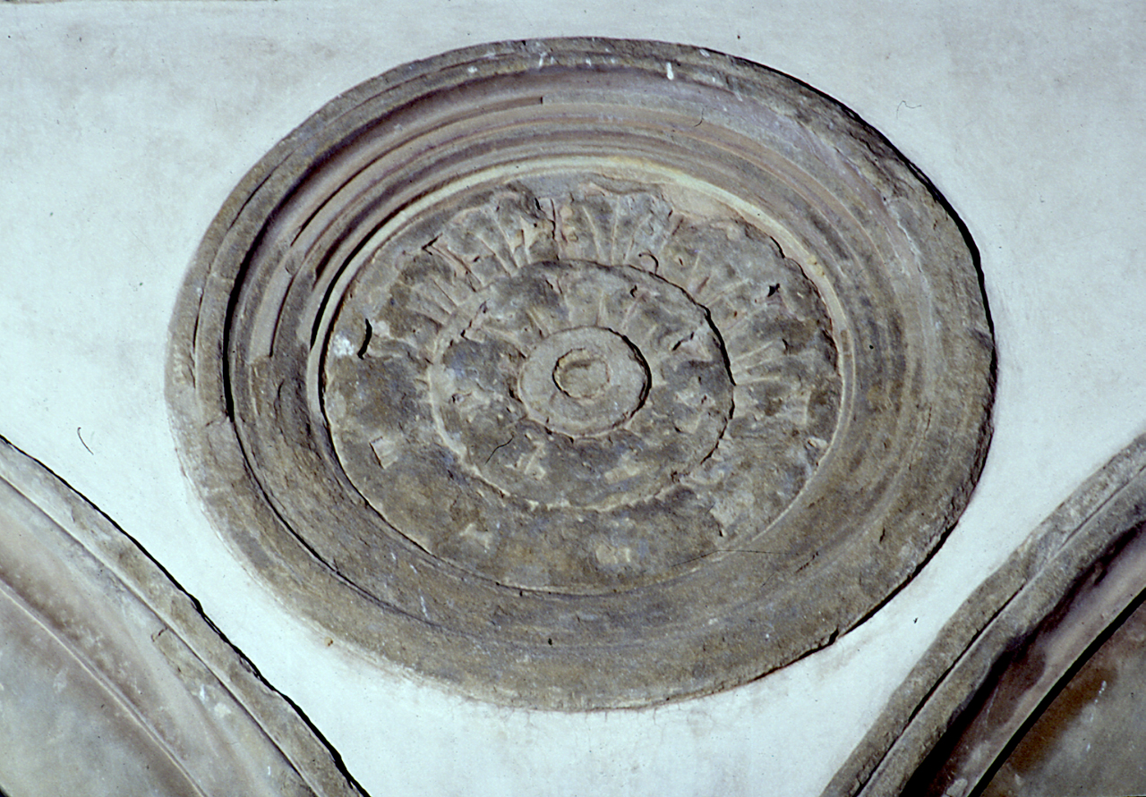 motivo decorativo a rosetta (rilievo) di Rossellino Bernardo (e aiuti) (sec. XV)