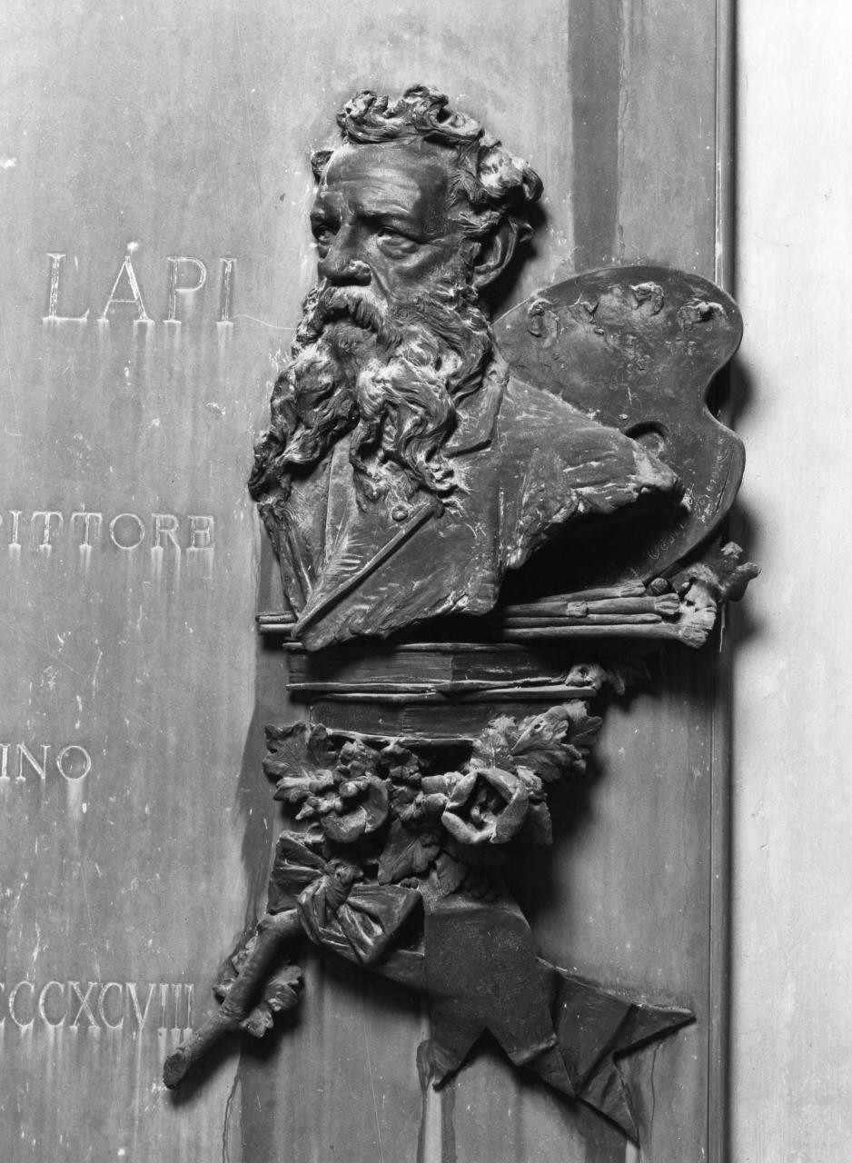 ritratto di Emilio Lapi (rilievo) di Testi Paolo (sec. XIX)