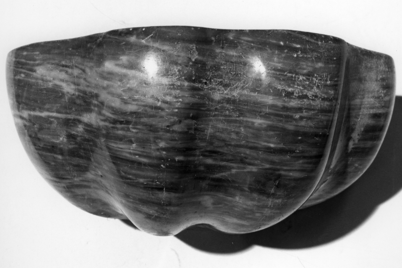 acquasantiera da parete - manifattura toscana (sec. XIX)