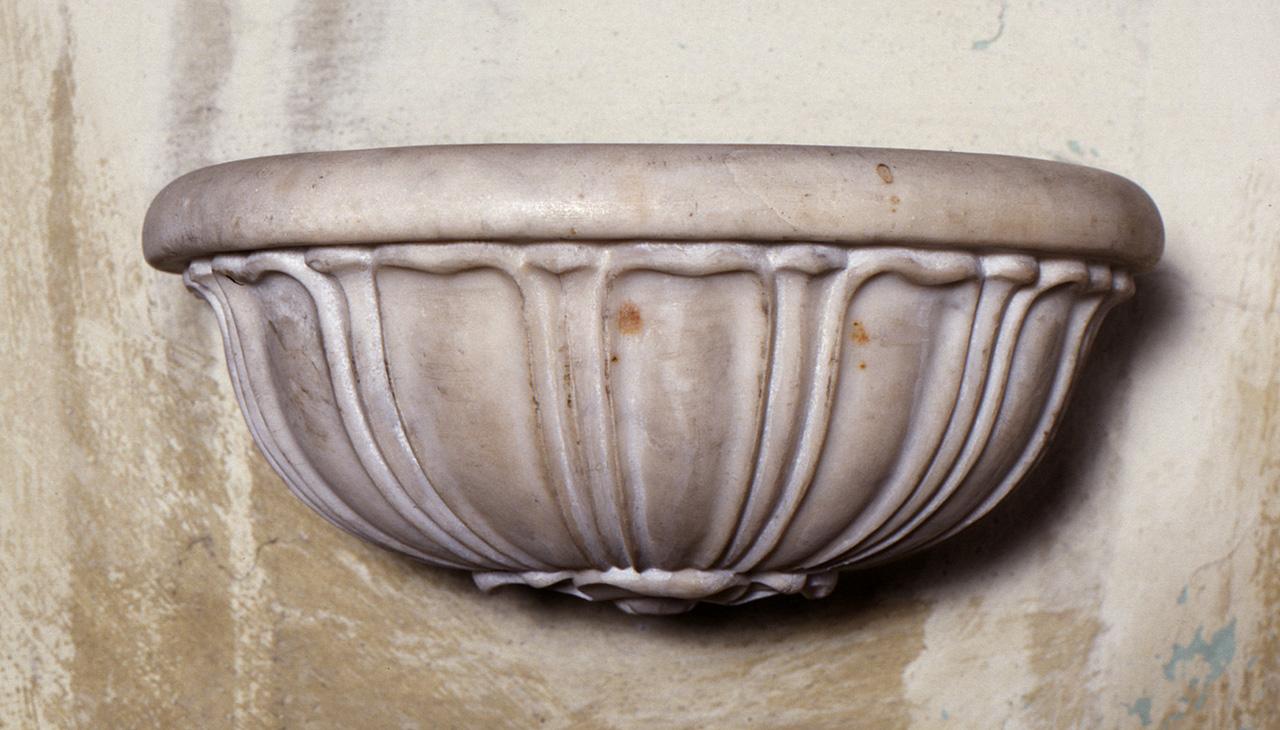 acquasantiera - produzione fiorentina (sec. XVII)