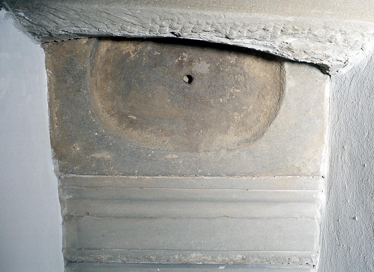 lavabo - produzione fiorentina (sec. XV)