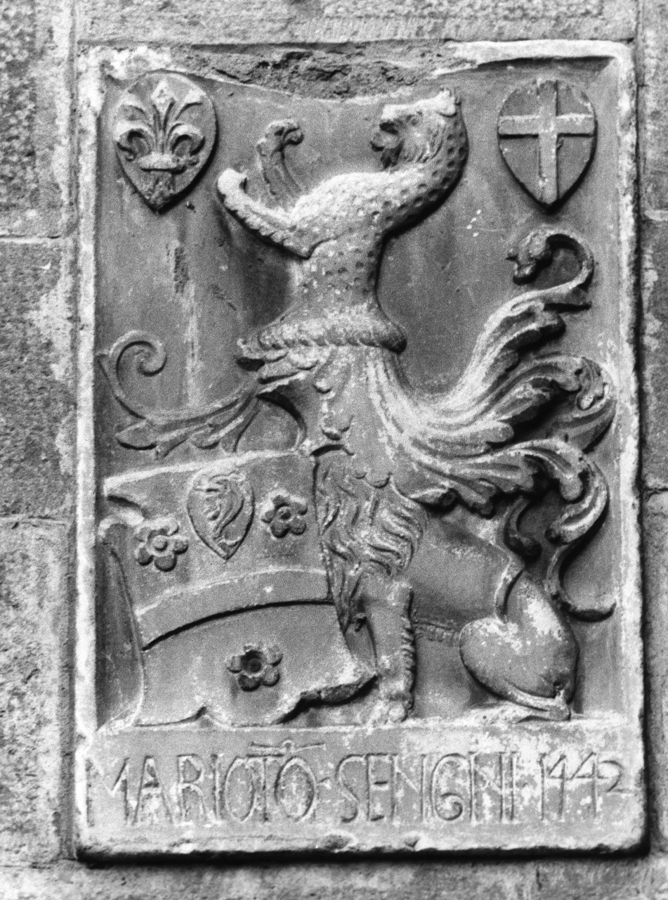 stemma gentilizio della famiglia Segni (rilievo) - bottega toscana (sec. XV)