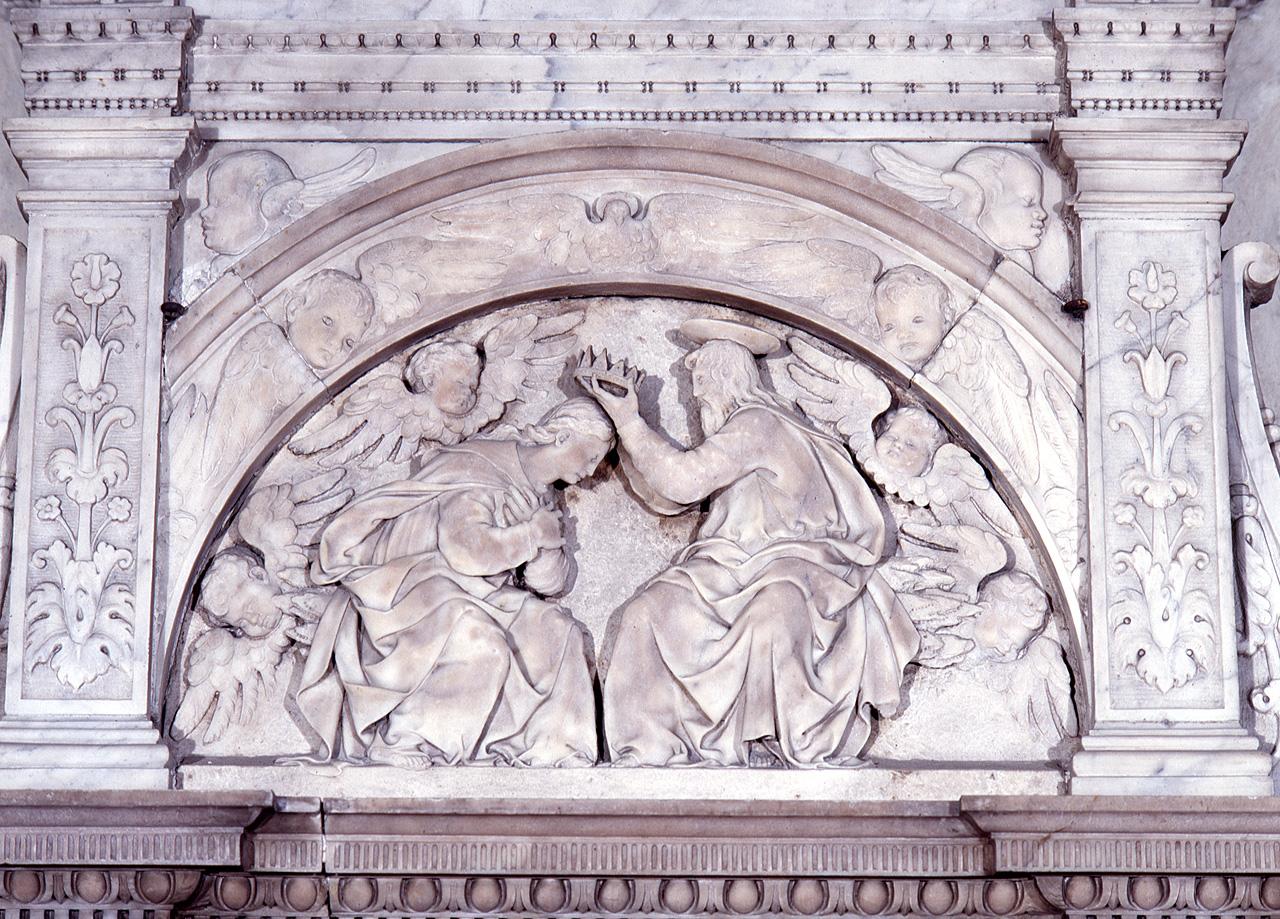 incoronazione di Maria Vergine (rilievo) di Contucci Andrea detto Andrea Sansovino (e aiuti), Silvani Gherardo (cerchia) (sec. XV)