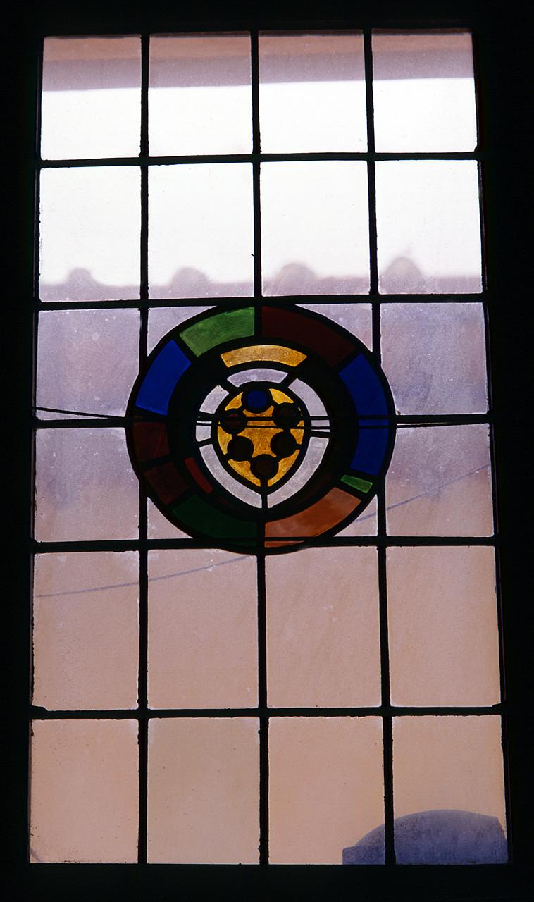 stemma gentilizio della famiglia Medici (vetrata) - manifattura toscana (fine sec. XV)