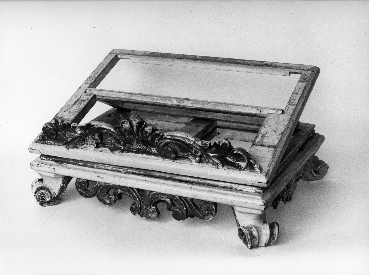 leggio d'altare - bottega toscana (prima metà sec. XVIII)