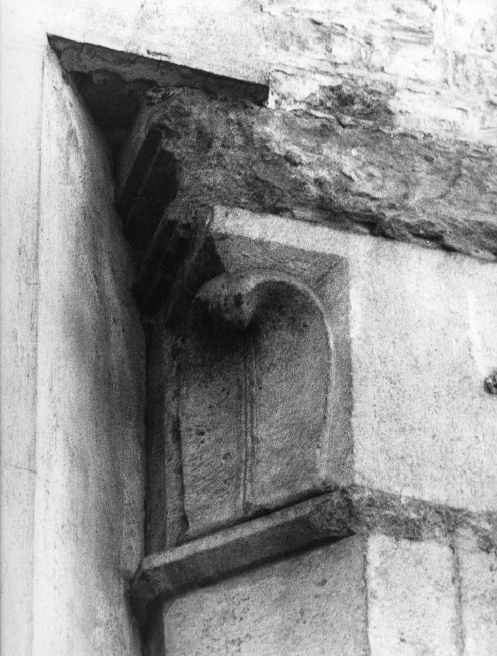 decorazione - manifattura toscana (sec. XIV)